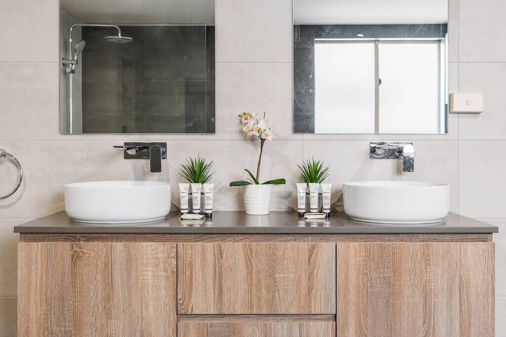 Photo of Others in Charmhaven