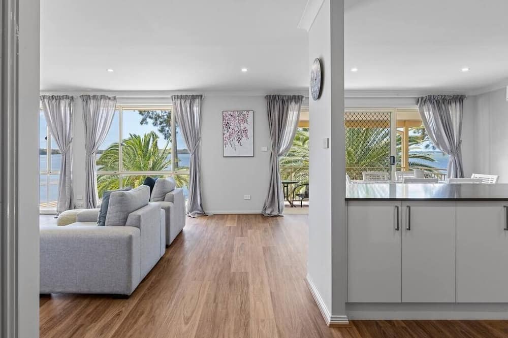 Photo of Others in Charmhaven