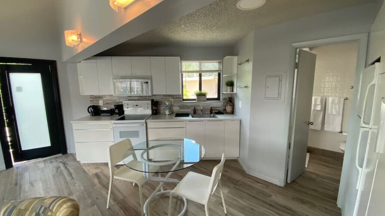 Photo of Kitchen in Hendricks and Venice Isles
