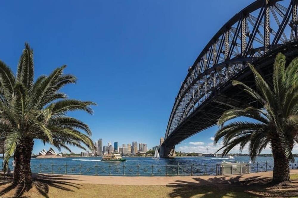 Photo of Others in Crows Nest