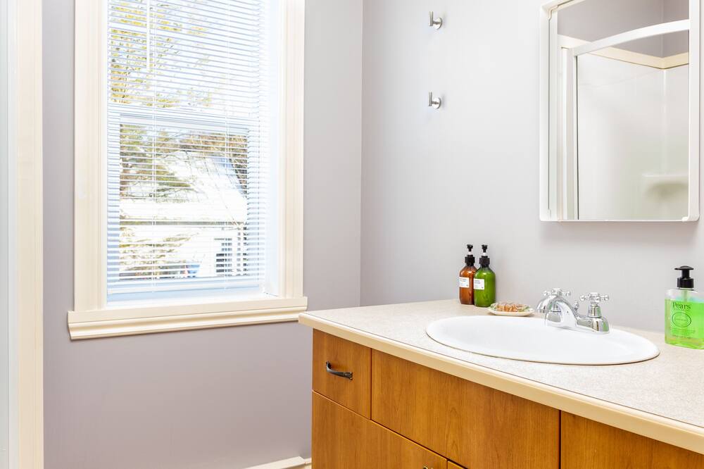 Photo of Bathroom in Lac-Brome