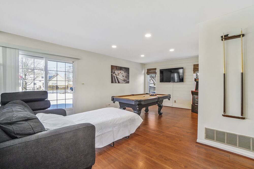 Photo of Bedroom in Carol Stream