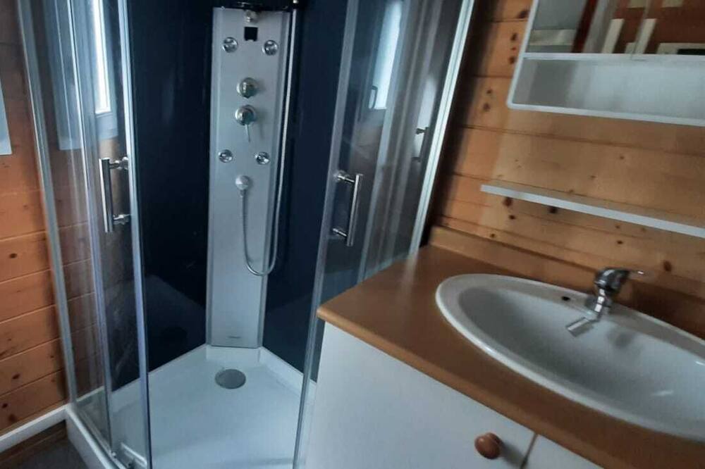 Photo of Bathroom in Lissac-sur-Couze