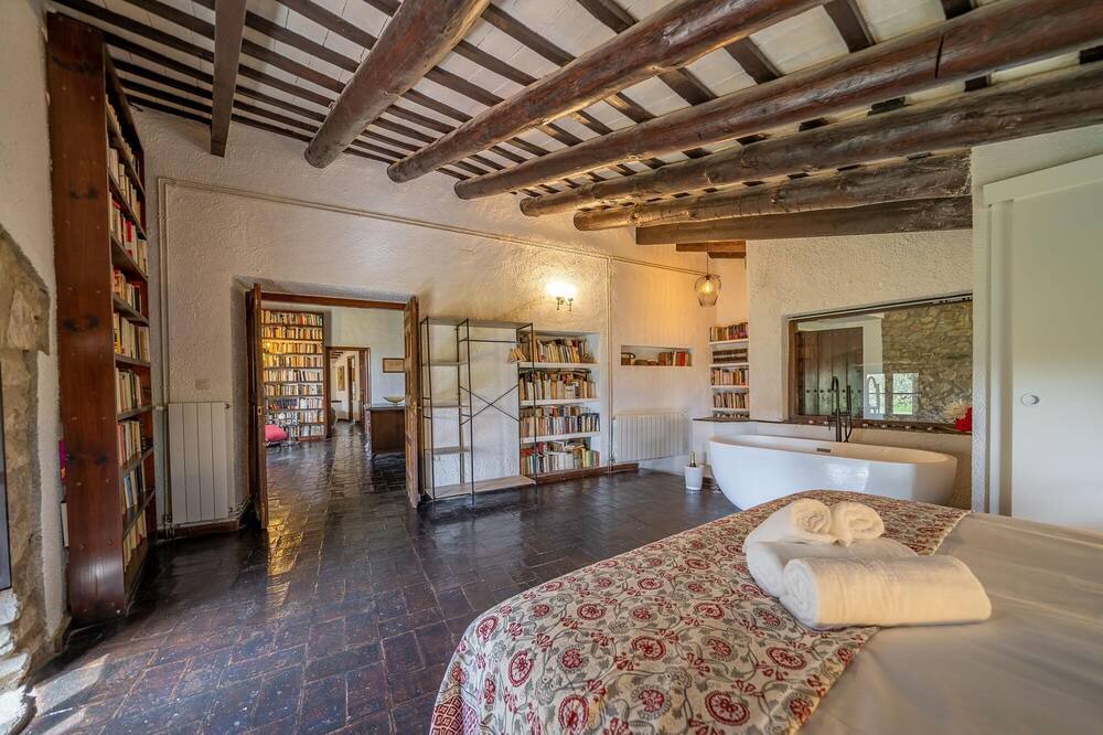 Photo of Bedroom in Llagostera