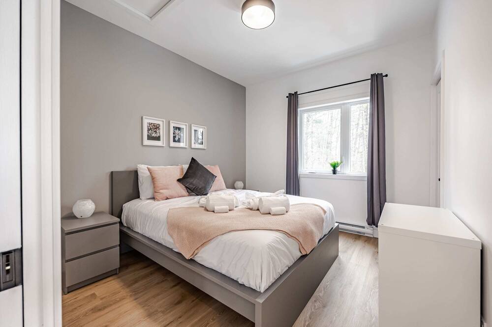 Photo of Bedroom in Argenteuil Regional County Municipality