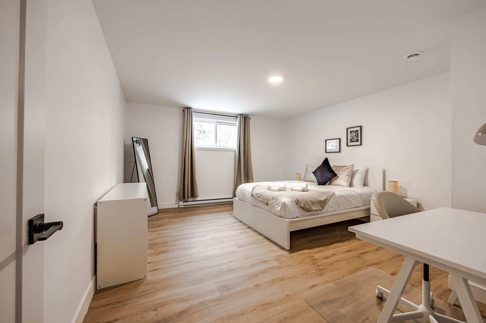 Photo of Bedroom in Argenteuil Regional County Municipality
