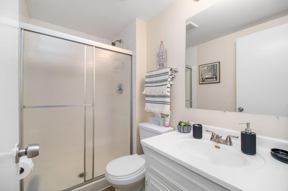 Photo of Bathroom in Aurora