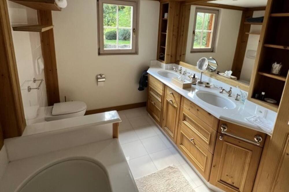 Photo of Bathroom in Rougemont