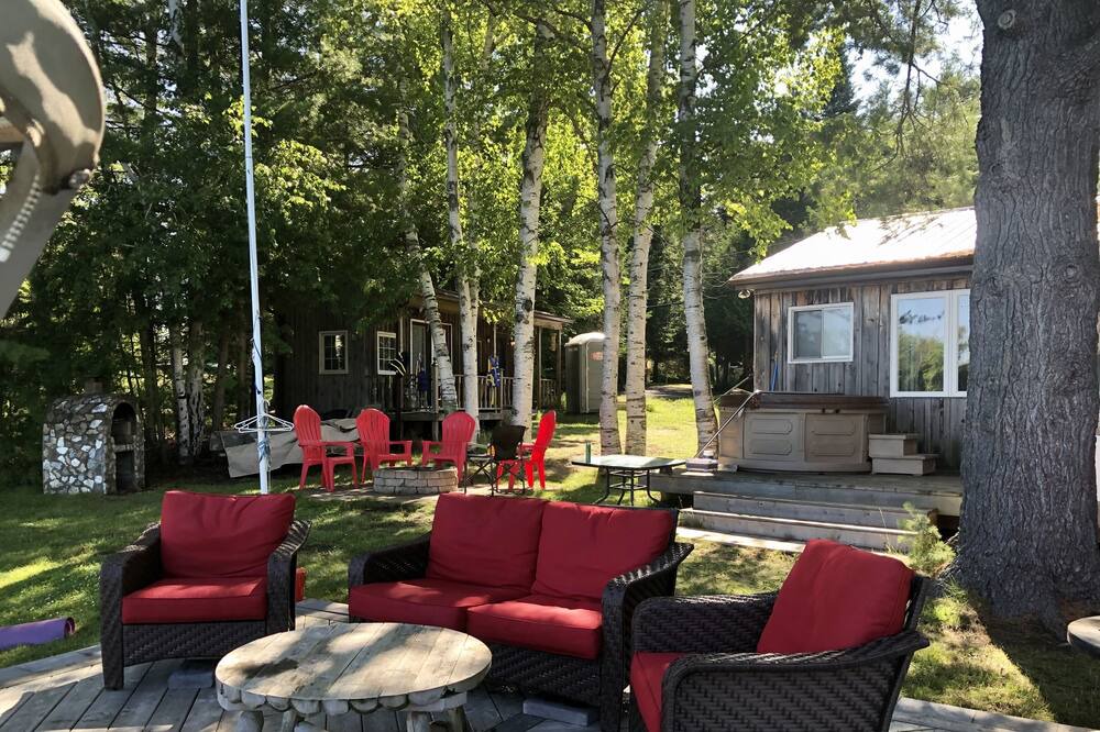 Photo of Outdoor in Bishop Corners