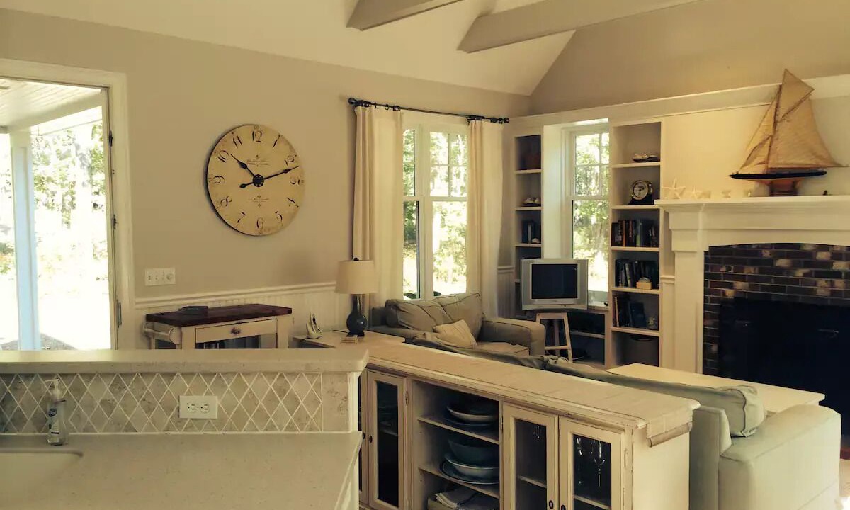 Photo of Kitchen in Tisbury