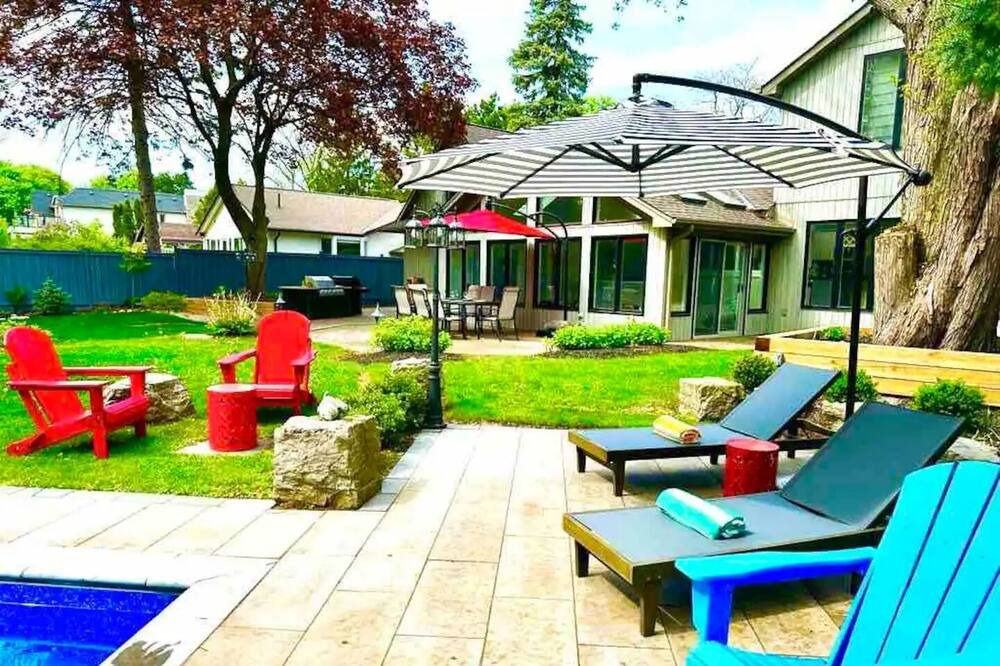 Photo of Patio Balcony in Clarkson-Lorne Park