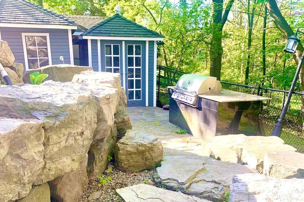 Photo of Outdoor in Clarkson-Lorne Park