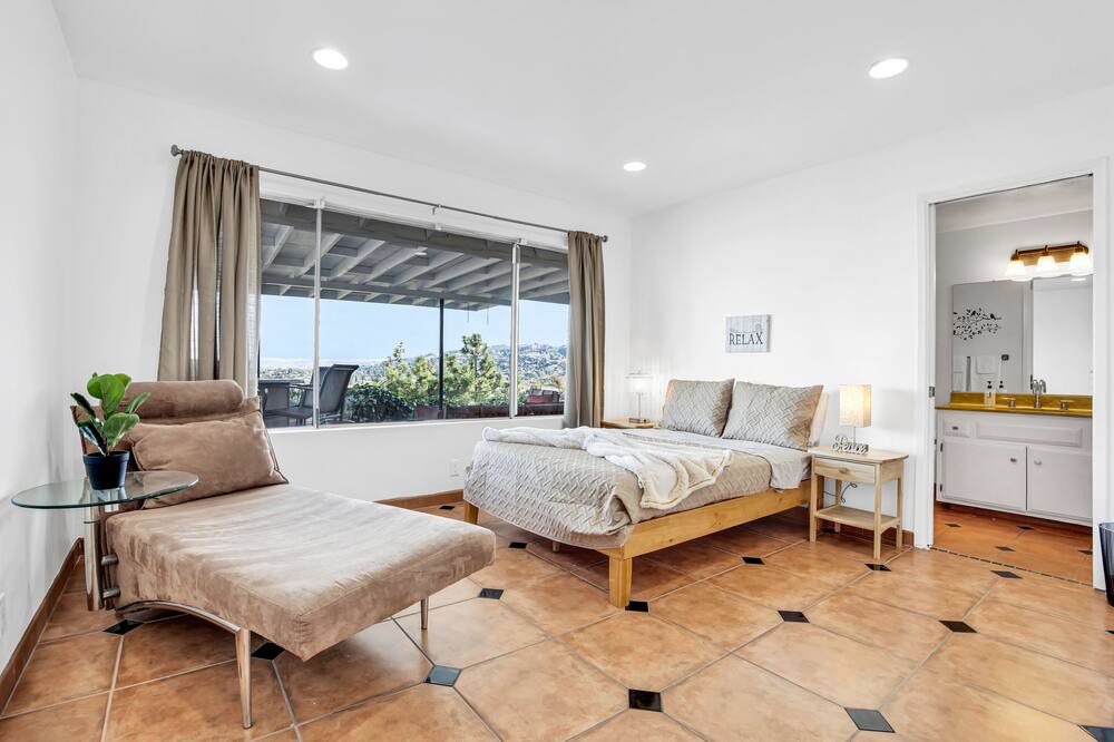 Photo of Bedroom in Hacienda Heights