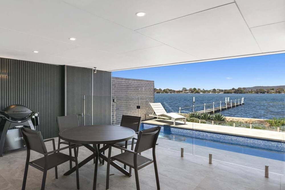 Photo of Outdoor in Point Clare