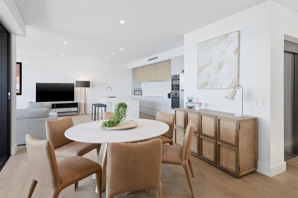 Photo of Others in Point Clare