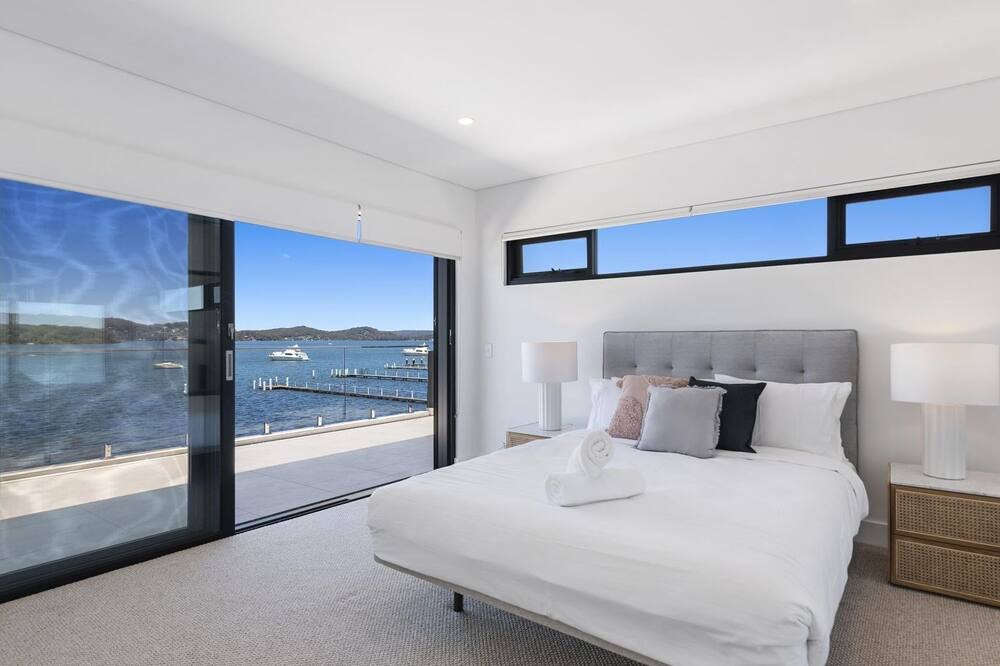 Photo of Bedroom in Point Clare