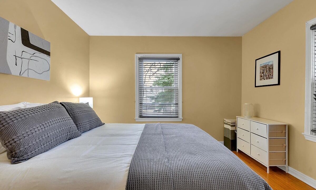 Photo of Bedroom in Orchard Park
