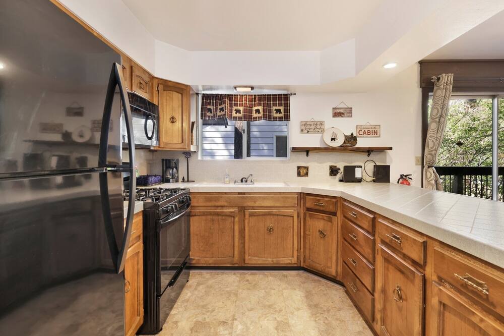 Photo of Kitchen in Big Bear City