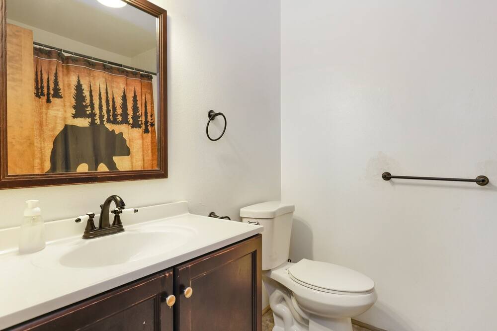 Photo of Bathroom in Big Bear City