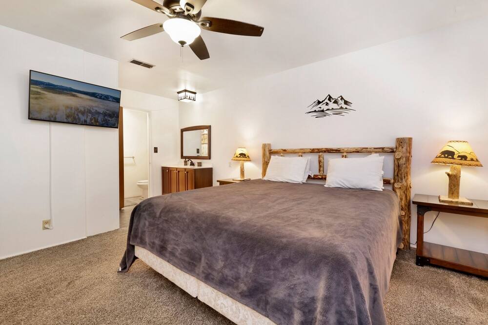 Photo of Bedroom in Big Bear City