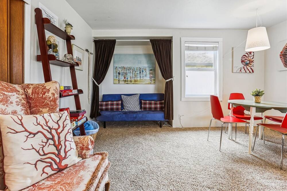 Photo of Bedroom in Downtown Cannon Beach