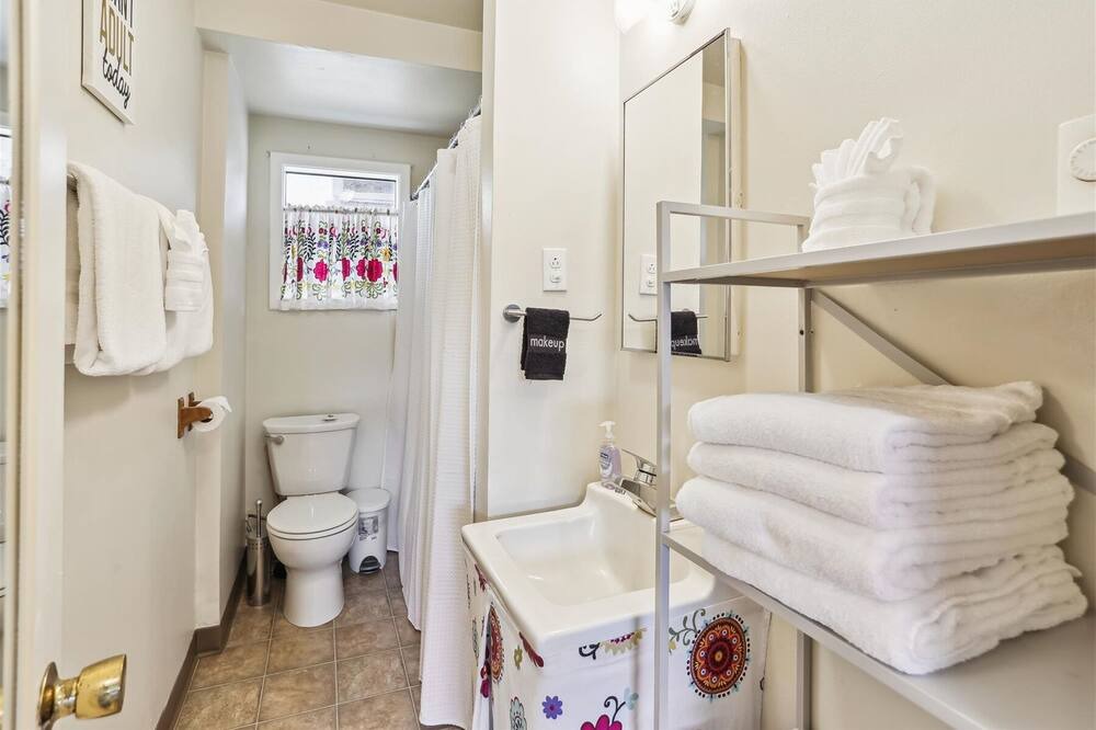 Photo of Bathroom in Downtown Cannon Beach