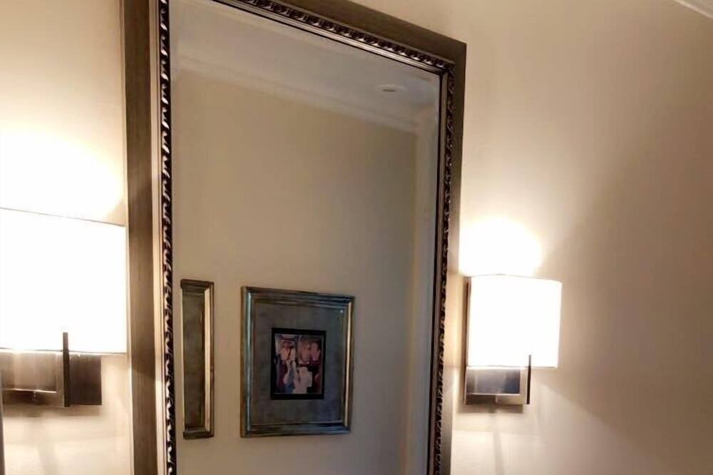 Photo of Bathroom in Grosse Pointe