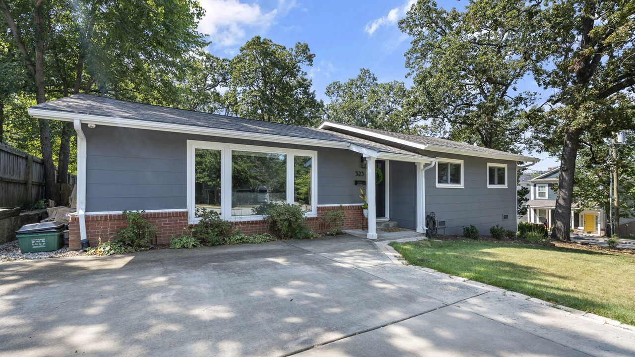 Photo of Outdoor in Fayetteville