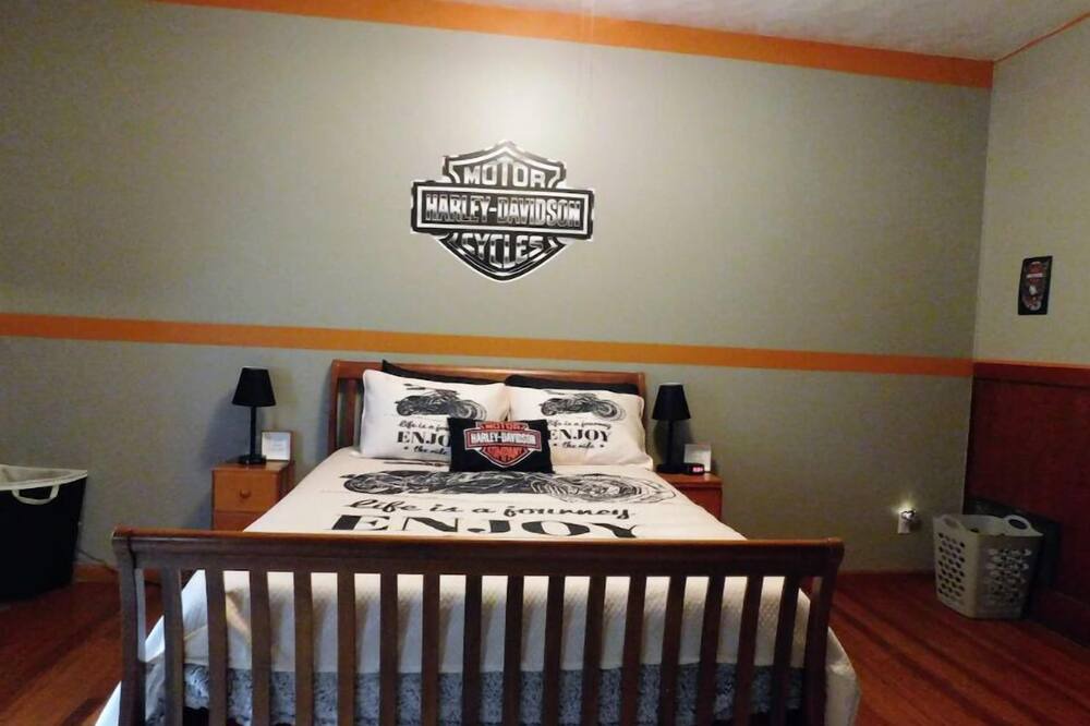 Photo of Bedroom in Rushville