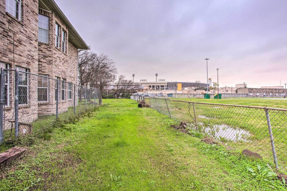 Photo of Outdoor in South Dallas - Fair Park