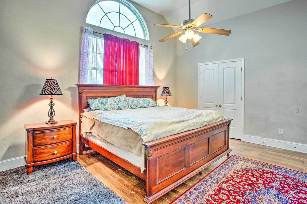 Photo of Bedroom in South Dallas - Fair Park