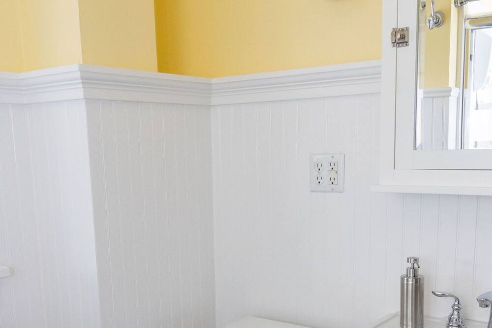 Photo of Bathroom in Paradise