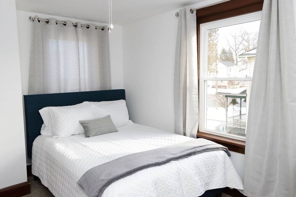 Photo of Bedroom in Paradise