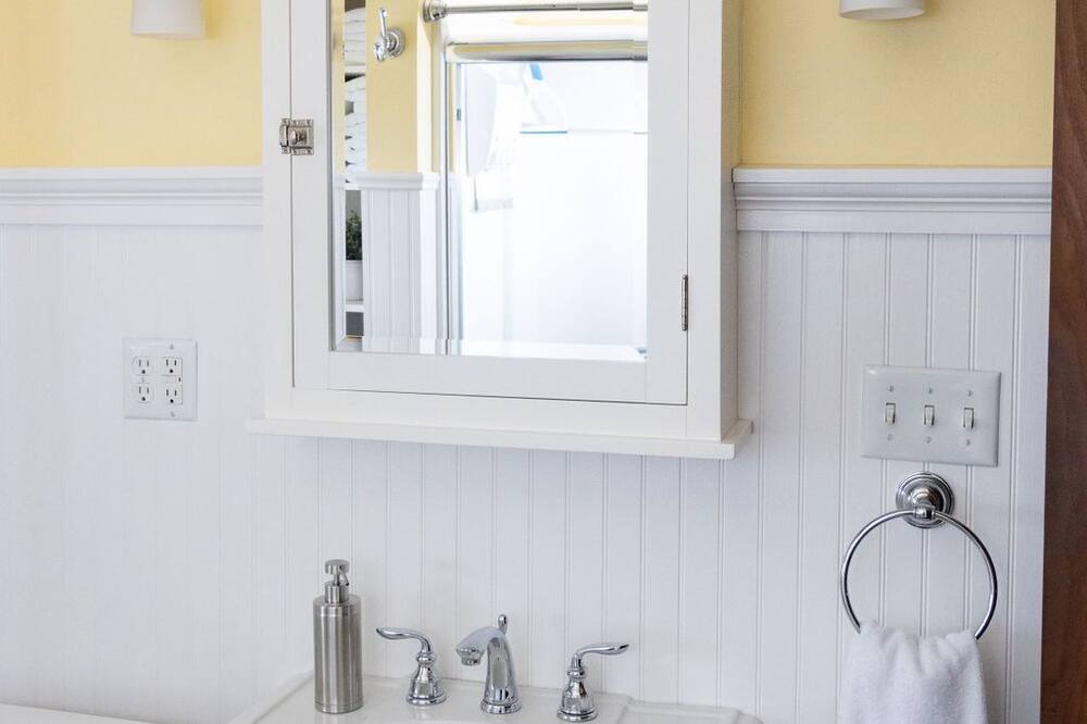 Photo of Bathroom in Paradise