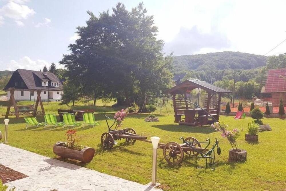 Photo of Outdoor in Jezerce