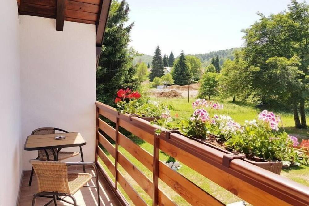 Photo of Patio Balcony in Jezerce