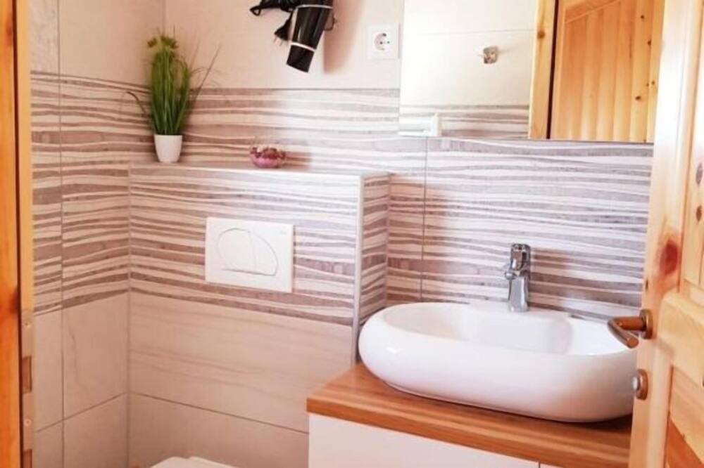 Photo of Bathroom in Jezerce