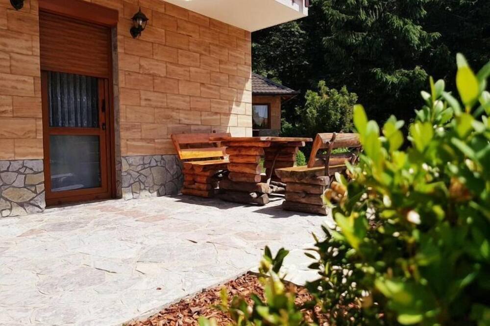 Photo of Outdoor in Jezerce