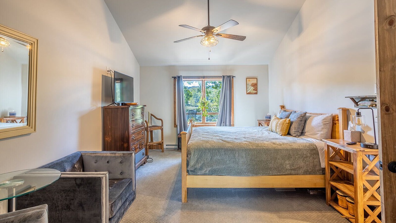 Photo of Others in Montague