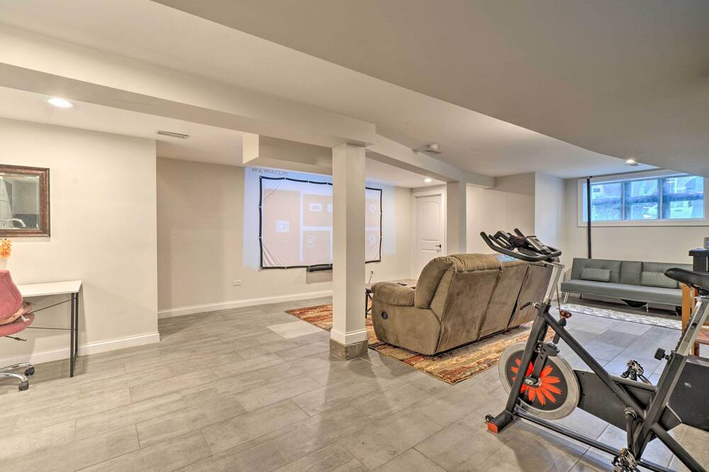 Photo of Others in Grand Boulevard