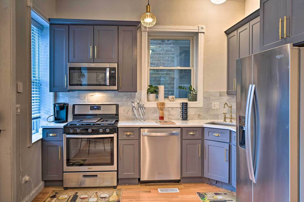 Photo of Others in Grand Boulevard