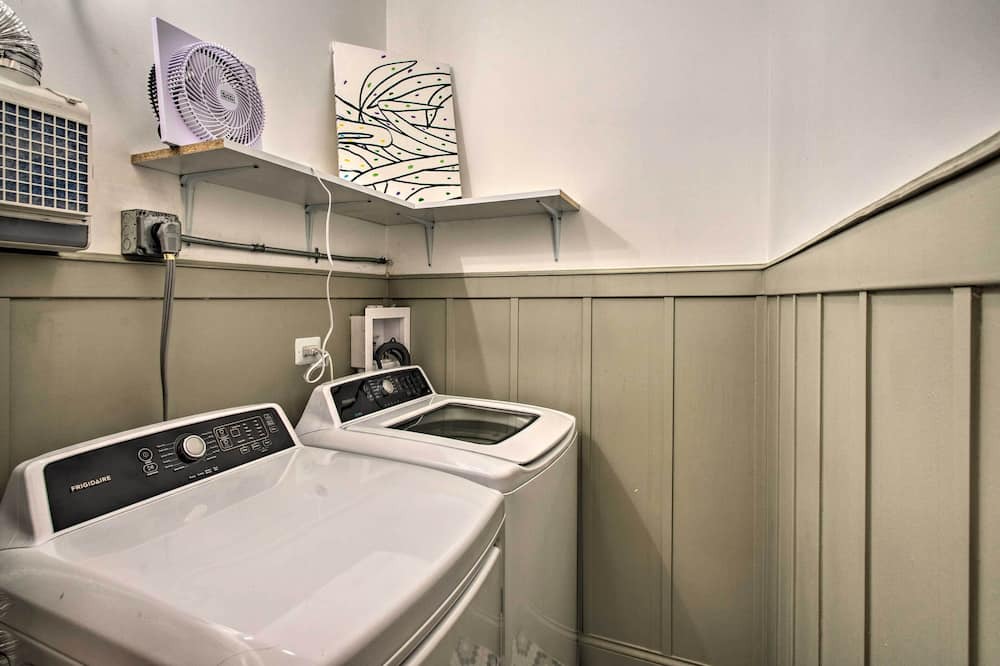 Photo of Others in Grand Boulevard