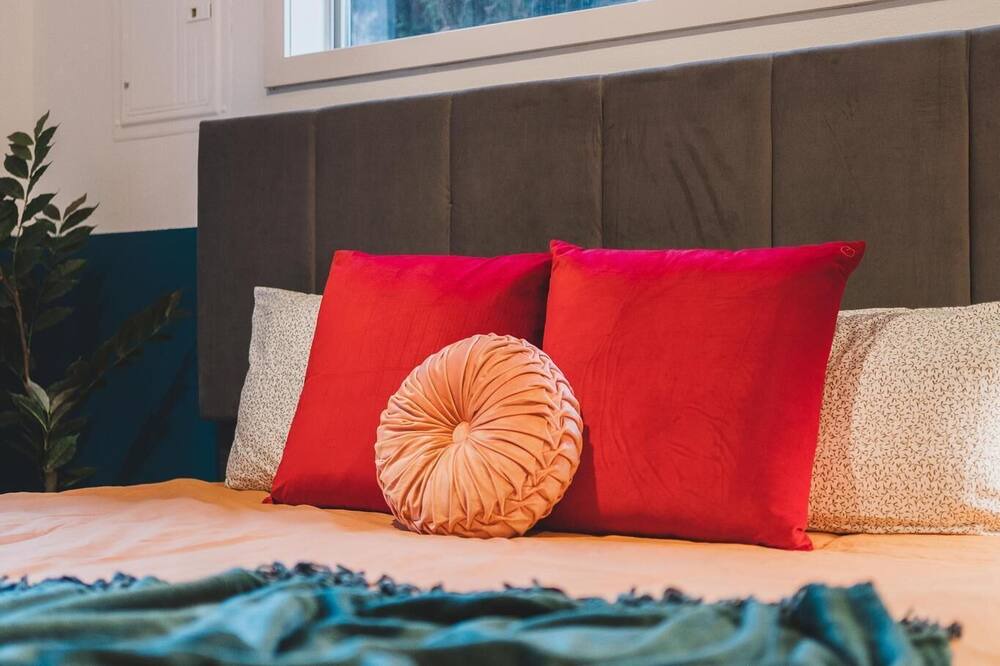 Photo of Bedroom in Squire Park