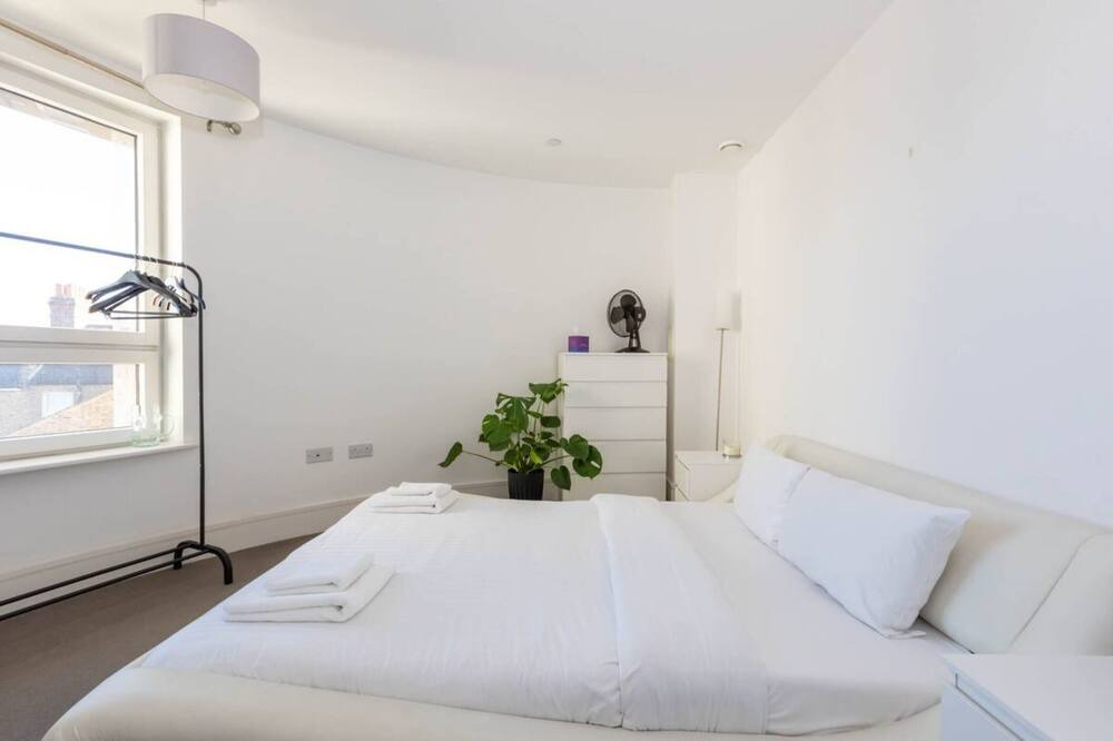Photo of Bedroom in Clapham