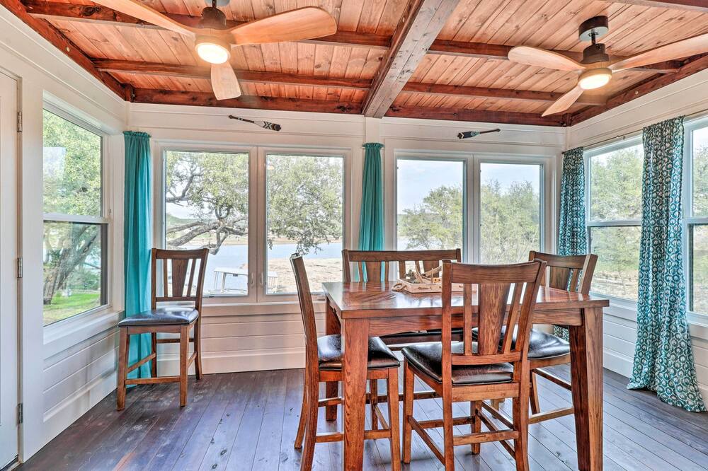 Photo of Bedroom in Burnet