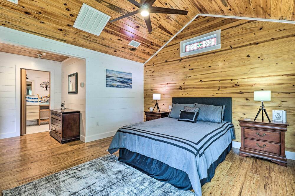 Photo of Bedroom in Burnet