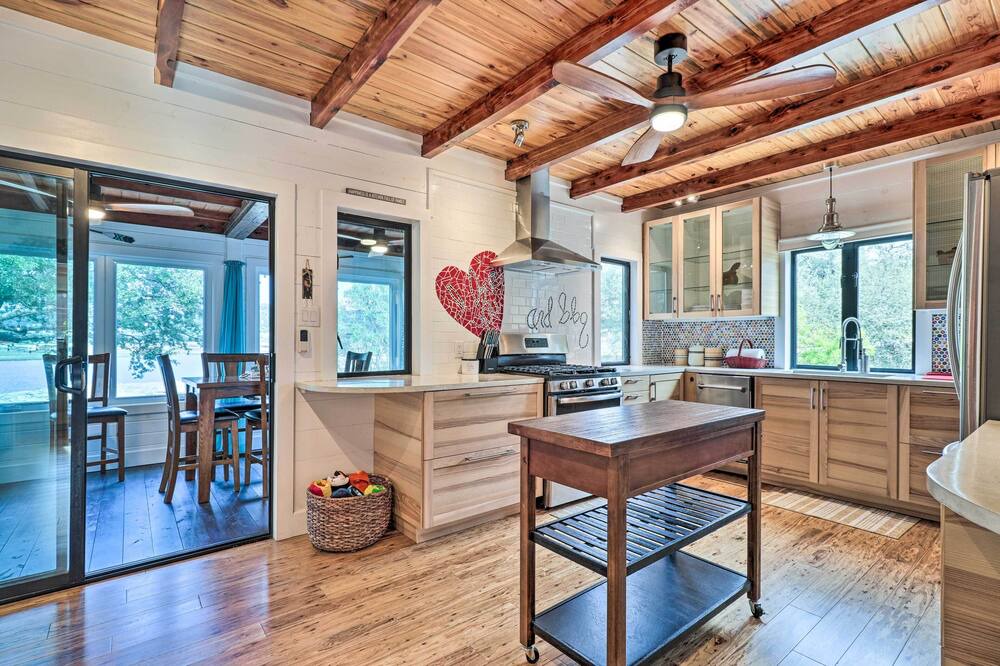Photo of Kitchen in Burnet