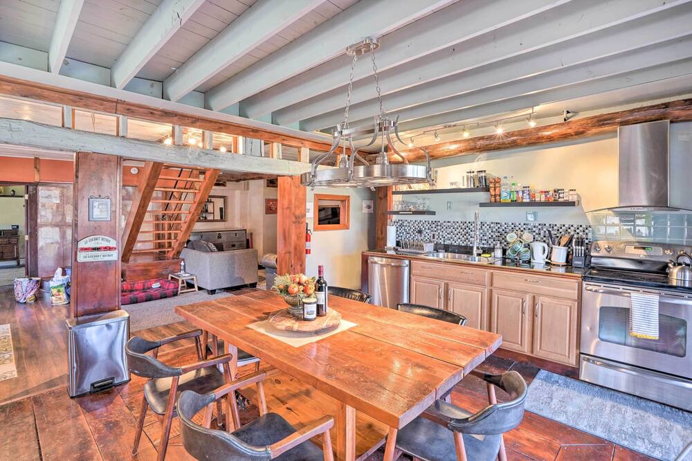 Photo of Others in Jefferson