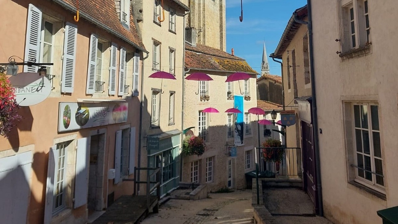 Photo of Outdoor in Lussac-Les-Eglises