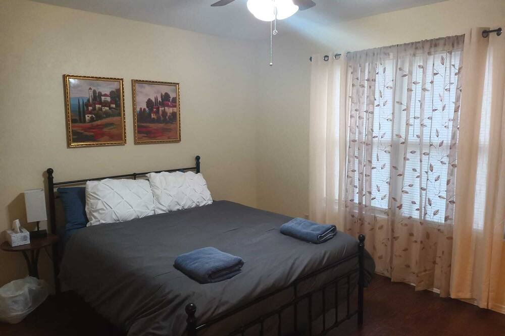 Photo of Bedroom in Hinton